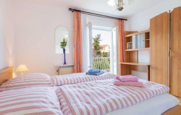 Apartments Mm Подстрана Екстер'єр фото