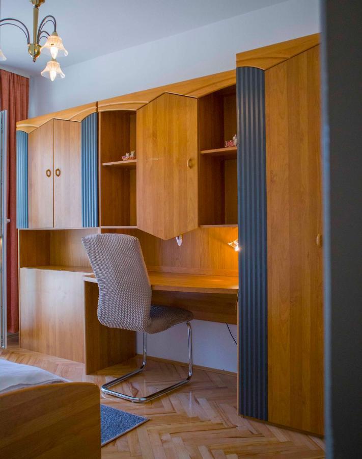 Apartments Mm Подстрана Екстер'єр фото